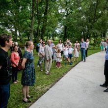 „Kvapų naktyje“ aromatai kuteno nosį, atgijo stebuklingas vaikystės sodas