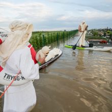 Vainatrakio kapinėse apsilankęs kaunietis: situacija čia siaubinga