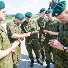 Istorinės Prezidentūros kiemelyje – leitenantų priesaika