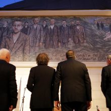 Bosnija simboliškai palydėjo smurtinį Europos šimtmetį