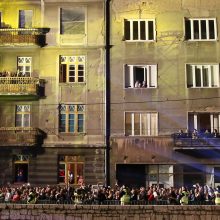 Bosnija simboliškai palydėjo smurtinį Europos šimtmetį