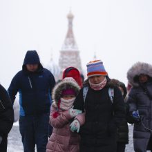 Maskvoje dėl didžiulės pūgos vėluoja skrydžiai, vaikams leista neiti į mokyklas