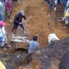 Žemės drebėjimas Papua Naujoje Gvinėjoje nusinešė beveik 70 žmonių gyvybes