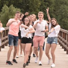 Trakų pilį supa gausios festivalyje „Radistai Castle'17“ šėlsiančių žiūrovų pajėgos