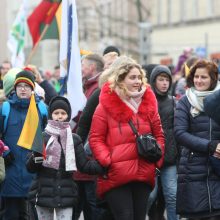 Vasario 16-osios minėjimo metu Š. Butkui įteikta miesto vėliava