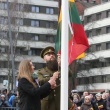 Vasario 16-osios minėjimo metu Š. Butkui įteikta miesto vėliava