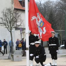 Vasario 16-osios minėjimo metu Š. Butkui įteikta miesto vėliava