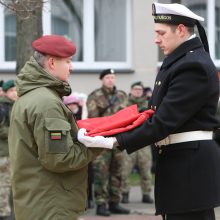 Vasario 16-osios minėjimo metu Š. Butkui įteikta miesto vėliava