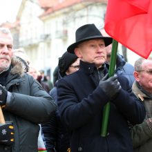 Vasario 16-osios minėjimo metu Š. Butkui įteikta miesto vėliava