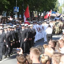 Jūros šventės eisena nuvilnijo Klaipėdos gatvėmis