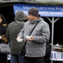 Žvejų ir jūrininkų vaišių neliko per valandą