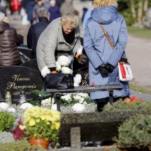 Uostamiesčio kapinėse – minios lankytojų