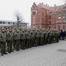 Atidengta P. Tarasenkai skirta atminimo lenta