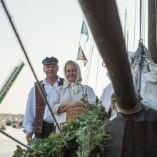 Klaipėda sveikino istorinių laivų flotilę