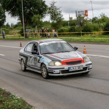 Klaipėdoje griaudėjo automobilių varikliai