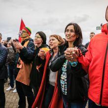 Patriotiškai nusiteikę klaipėdiečiai traukė Lietuvos himną