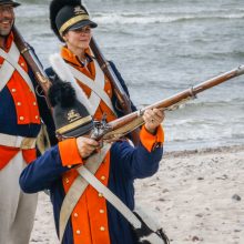 Pajūryje griaudėjo napoleonmečio ginklų šūviai