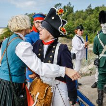 Pajūryje griaudėjo napoleonmečio ginklų šūviai