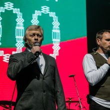 Minios klaipėdiečių plūdo į M. Mikutavičiaus koncertą