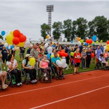 Žmonės su negalia Klaipėdoje mėgavosi galimybe drauge sportuoti