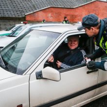 Jaunas vairuotojas bandė sprukti nuo policijos naktinės Klaipėdos gatvėmis