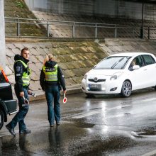 Policijos reidas Klaipėdoje: įkliuvo neblaivūs ir be vairuotojo pažymėjimų