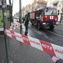 Autobusas stotelėje suvažinėjo moterį