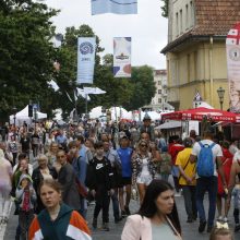 Klaipėdoje užkratas pamirštas: Jūros šventėje – minios žmonių