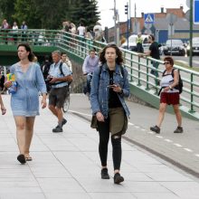 Miestą puošia vis daugiau burių