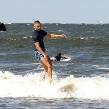 Susirungė Lietuvos ir užsienio banglentininkai