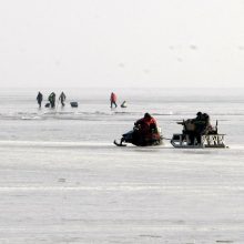 Žūklės malonumai – ant Kuršių marių ledo