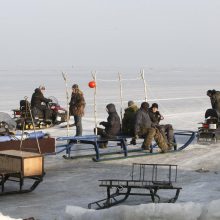 Žūklės malonumai – ant Kuršių marių ledo