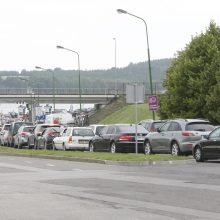 Prie keltų – automobilių spūstys