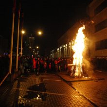 Skaudžią istoriją uostamiestyje priminė atminimo laužai