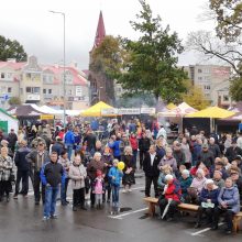 Kretingos rudens derliaus šventėje – moliūgo „skerstuvės“ ir sūrių alėja 