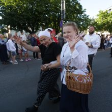 Jūros šventės eisena nuvilnijo Klaipėdos gatvėmis