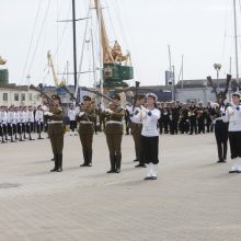 Uostamiestyje – įspūdinga kariškių šventė