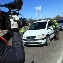 Per pirmąją parą į Kauno regioną neįleista apie 2 tūkst. automobilių
