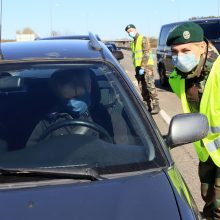 Per pirmąją parą į Kauno regioną neįleista apie 2 tūkst. automobilių