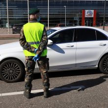 Per pirmąją parą į Kauno regioną neįleista apie 2 tūkst. automobilių
