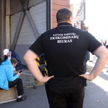Pareigūnai sprogmenų Kauno „Akropolyje“ nerado, prekybos centras atnaujino darbą