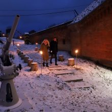 Kauno tvirtovės VI fortą užplūdo minia: renka pagalbą Ukrainai – abejingų nebuvo