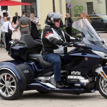 Šeštadienis Kaune – su dvigubu trenksmu: gatvėse riaumojo motociklai, padangę raižė aviacijos asai