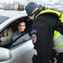 Kauno apskrityje penktadienį patikrinta beveik 7,7 tūkst. automobilių: dalis vairuotojų – apgręžti