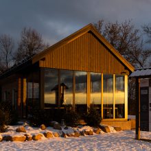 Buvusioje Merkinės skalbykloje atidarytas kepsnių restoranas: V. Radzevičius pasitiko svečius