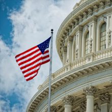 JAV Senatas balsuos dėl laikinos priemonės, skirtos išvengti vyriausybės uždarymo