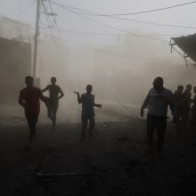 JT: Izraeliui bombarduojant Gazos Ruožą šioje teritorijoje niekur nėra saugu