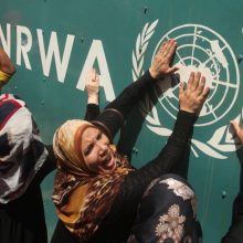 JAV žiniasklaida: UNRWA darbuotojai dalyvavo spalio 7 d. grobimuose ir žudynėse