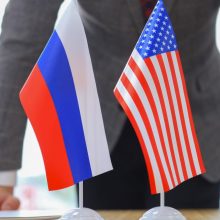 Rusija iš šalies išsiunčia du JAV diplomatus