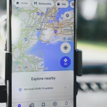 Žuvusio vairuotojo šeima apkaltino „Google Maps“: nukreipė važiuoti sugriuvusiu tiltu